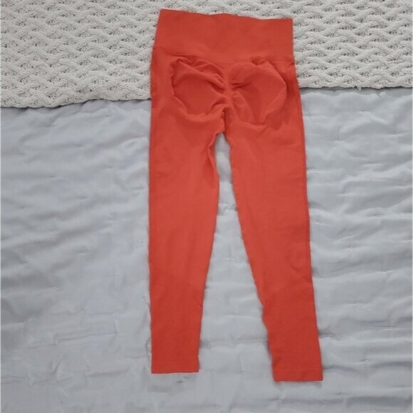 Popular Tik Tok Coral Red High Waisted Scrunch Back Leggings - Picture 2 of 8